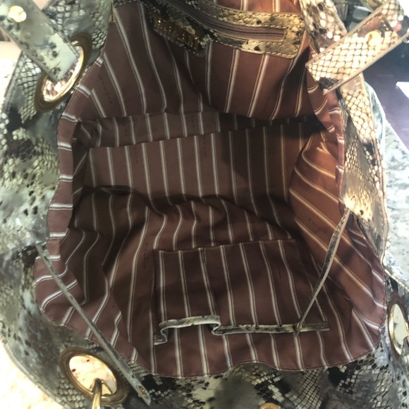 Steve Madden snakeskin handbag - Picture 4 of 4